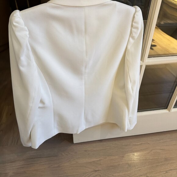 Brand new white blazer by Bar III size S - Picture 3 of 3